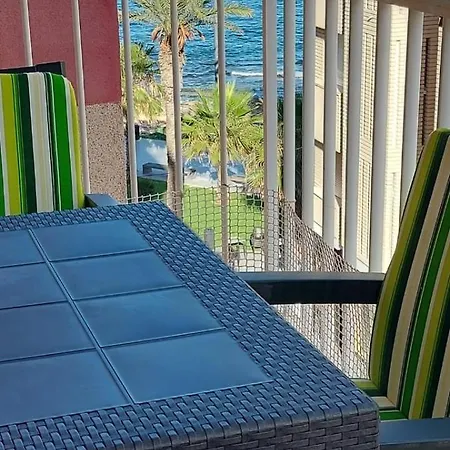 Espacioso Con Vistas Al Mar * טורבייחה